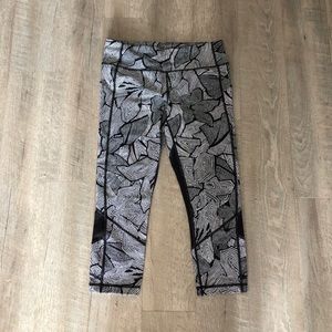 Lululemon Cropped Leggings